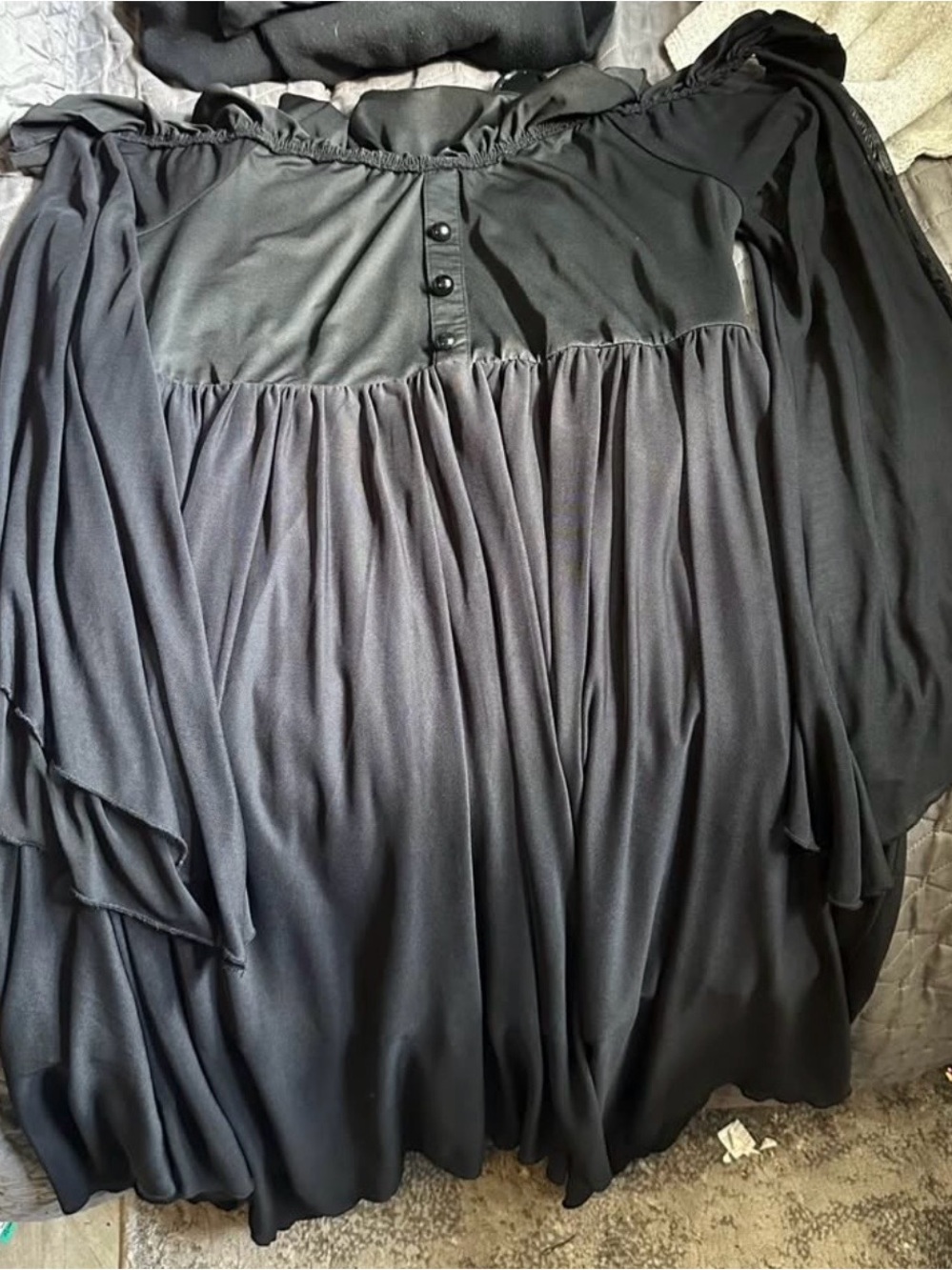 SHEIN Black Off-Shoulder Witchy Dress